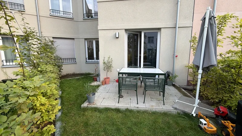 Helle 3-Zimmer-EG-Wohnung mit Garten, Terrasse & Loggia, Keine Index oder Staffelmiete — photo 1